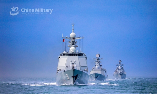 남중국해서 훈련 중인 중국 해군 함정들[연합뉴스 자료 사진]