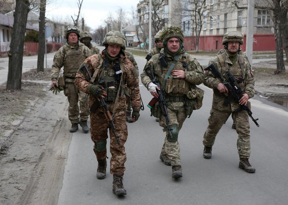 시가전에 대비하는 우크라이나 향토예비군[AFP=연합뉴스]