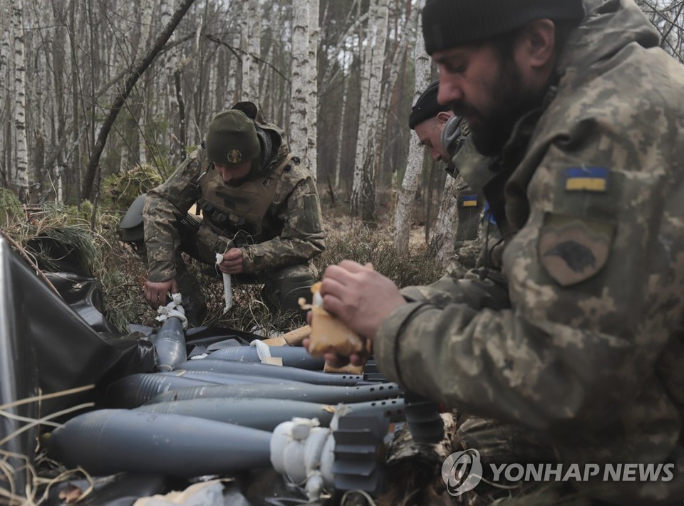 우크라이나 키이우 인근에서 전투 준비하는 우크라이나군[EPA=연합뉴스 자료 사진]