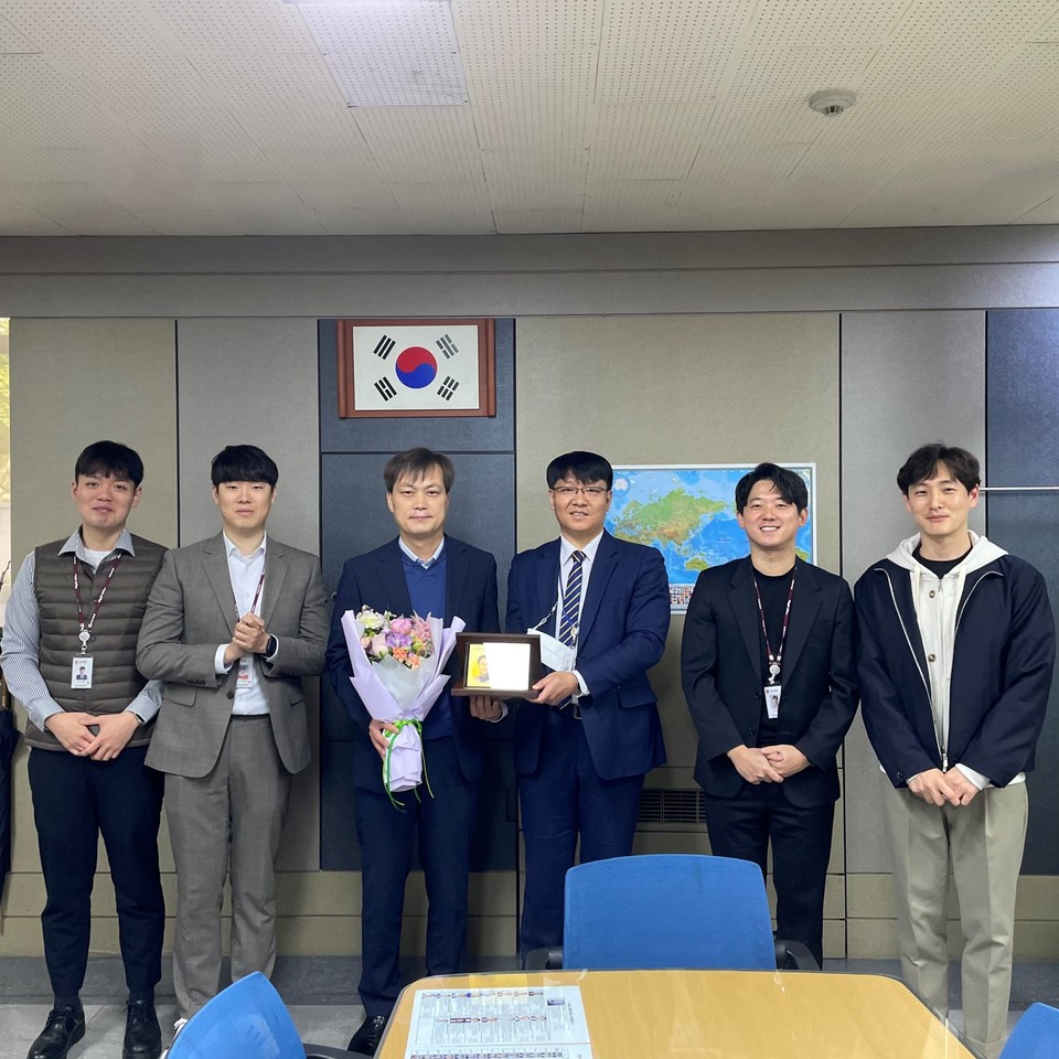 경기도교육청, 이근규 재무관리과장· 이상무 기획총괄담당사무관 '참 리더'에 선정