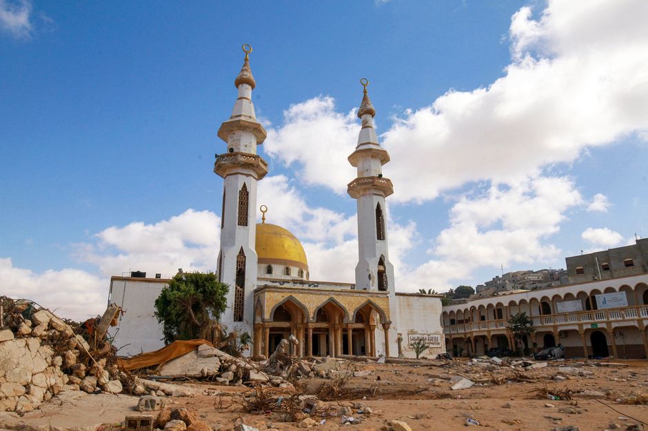 대홍수로 파괴된 리비아  지중해 연안도시 데르나의 이슬람 성당 모습[AFP/게티이미지  제공]