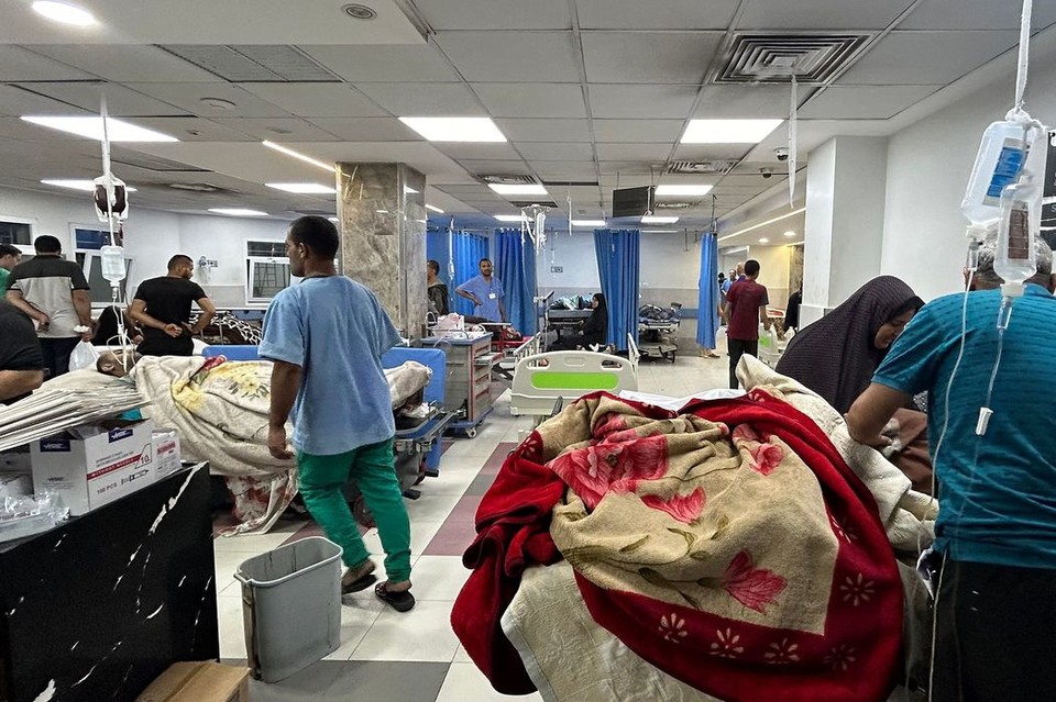 하마스 본진으로 의심되는 가자지구의 알시파 병원 응급실 내 광경[AFP/게티이미지 제공]