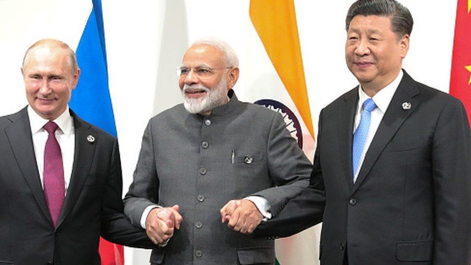 2019년 브릭스 정상회의에서 만난 푸틴 러시아 대통령(왼쪽), 모디 인도 총리 및 시진핑 중국 주석[게티이미지 캡처]
