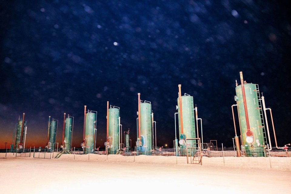 미국 서부 텍사스와 뉴멕시코주에 있는 파이어니어 내추럴 리소스시스의 가스 저장탱크들[Bloomberg 캡처]