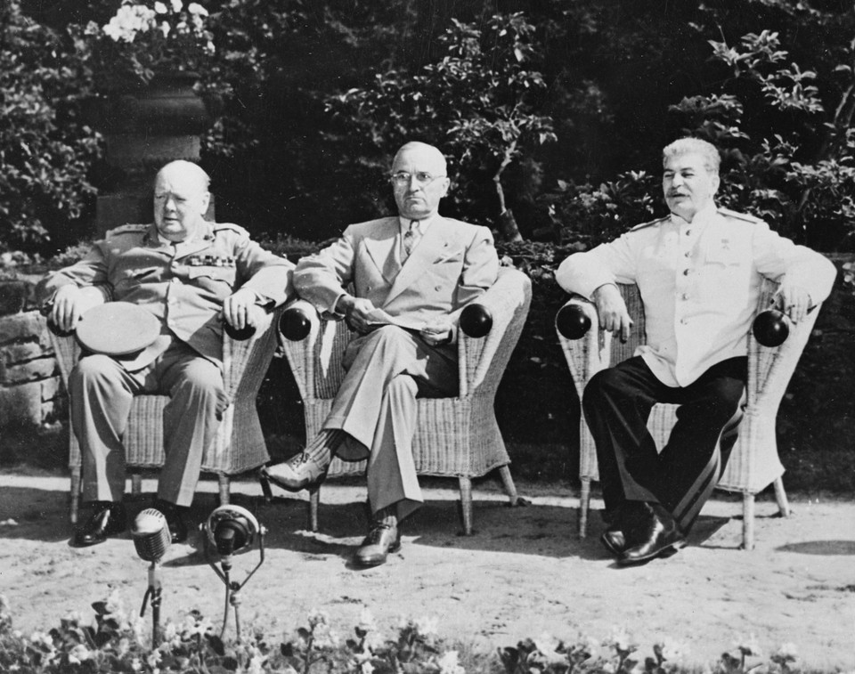 영국-미국-소련 정상 포츠담 회담(1945년 7월 26일)왼쪽부터 윈스턴 처칠, 해리 트루먼, 이오시프 스탈린 [교도=연합뉴스 자료 사진]