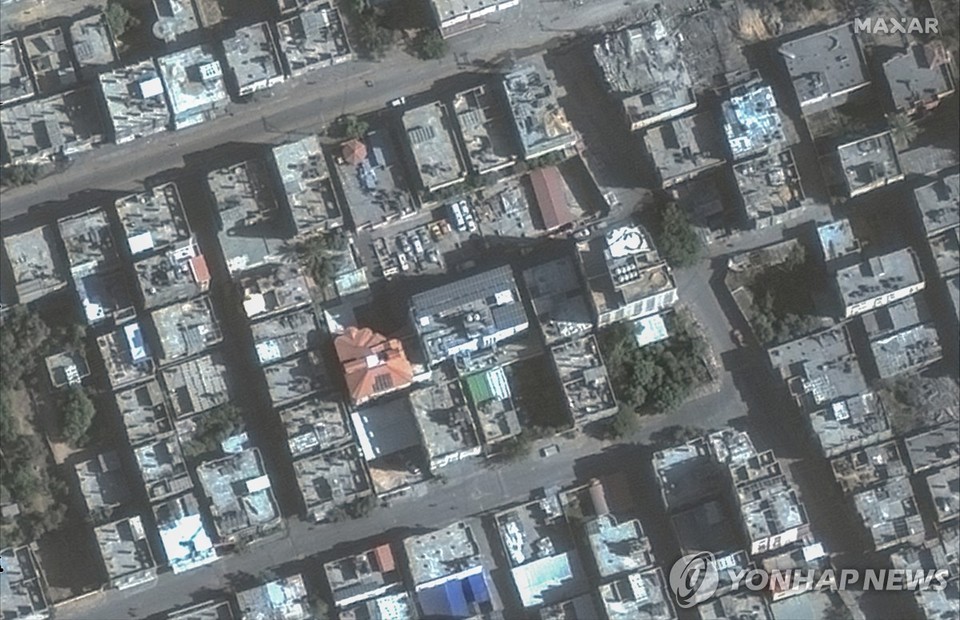 가자지구 북부 알아와다 병원의 위성 사진[로이터 =합뉴스 자료 사진]