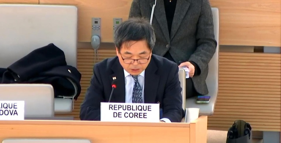 유엔의 중국 '보편적 인권 정례검토'에서 발언한 윤성덕 주제네바 한국대표부 대사