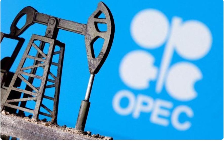   석유수출국협의체(OPEC+) 회원국들이 하루 220만배럴 감산을 6월초까지 연장했다. 사진=로이터통신