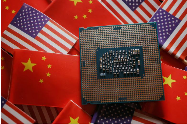   미-중 반도체 전쟁이 중국정부가 인텔 등의 마이크로프로세서 사용 금지를 내용으로 한 제재 조치를 발표함으로써 점차 가중되고 있다. 사진=로이터통신