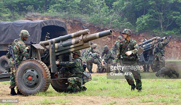 한국 해병대가 운용하는 105mm 견인포[위키미디어커먼스 제공]