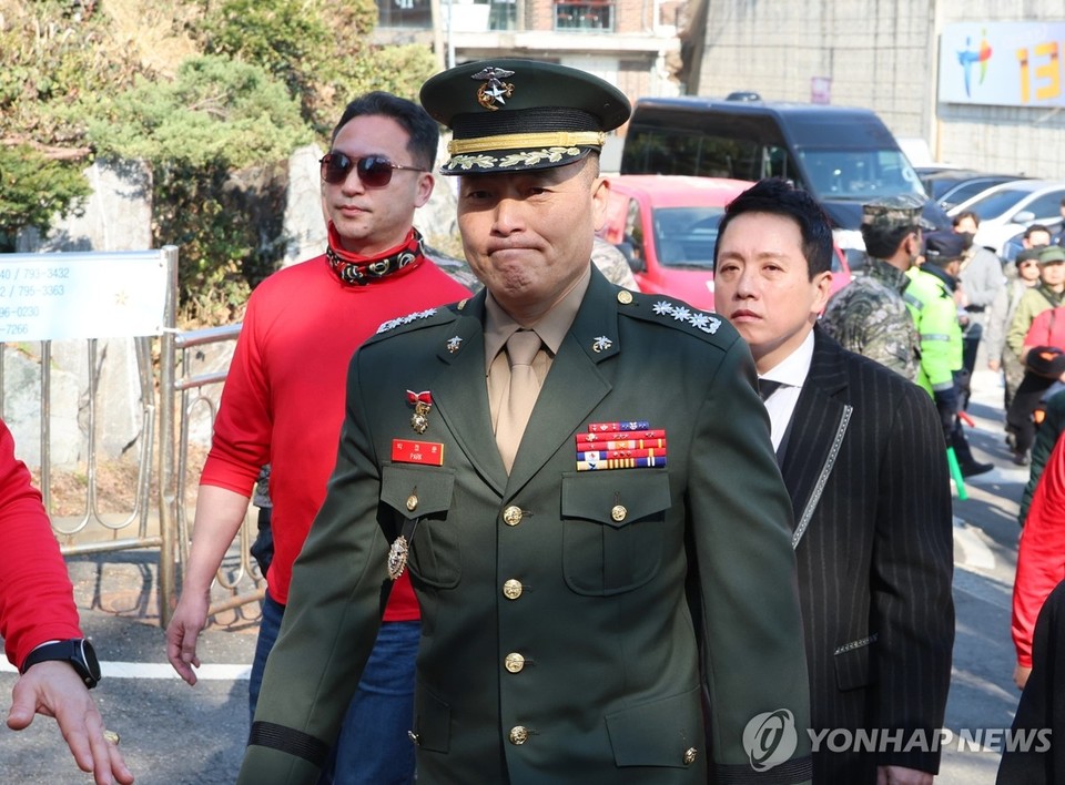 군사법정 향하는 박정훈 전 해병대 수사단장[연합뉴스 자료 사진]