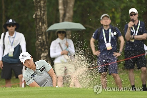 <b>고진영</b>, <b>혼다 LPGA</b> 타일랜드 첫날 5언더파 '공동 4위'