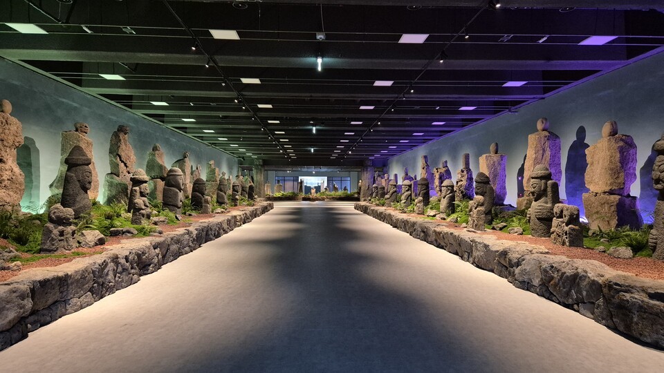 설문대할망전시관 입구. [사진=돌문화공원관리소]