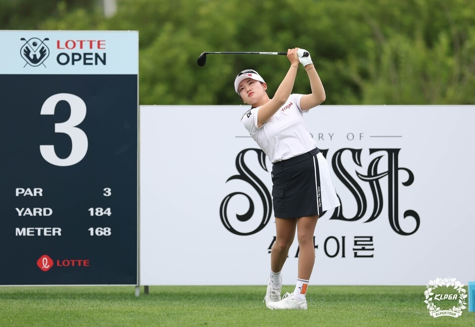 <b>노승희</b>, KLPGA <b>롯데오픈</b> 2R 단독 선두