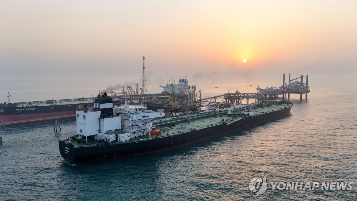 국제유가, 글로벌 재고 증가 전망에 하락세로 전환... WTI 1.24%↓