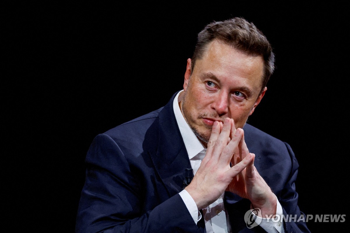 테슬라 주가, 8개월 만에 400달러대 회복...머스크, 테슬라 주 대량매입에