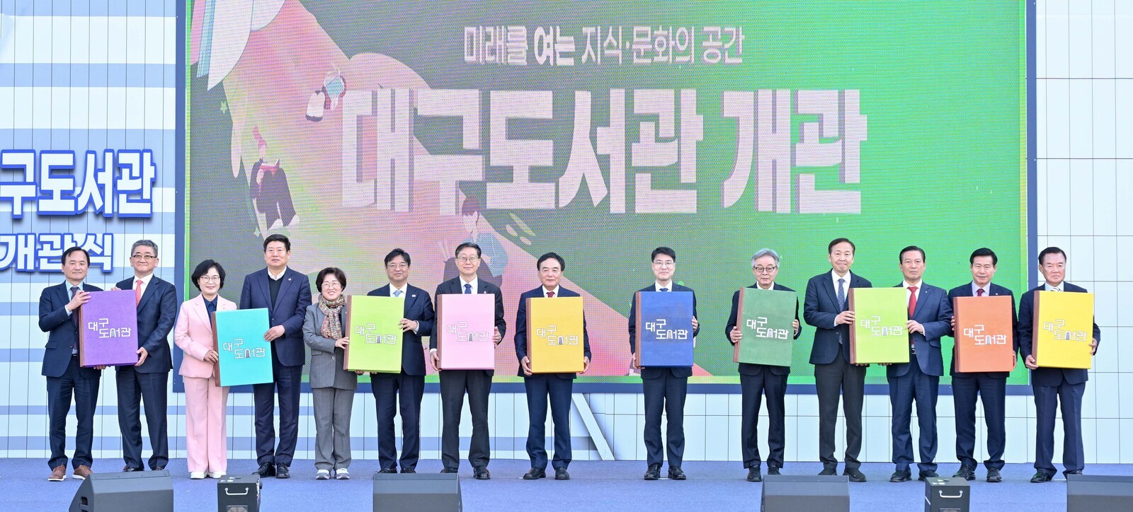 코인원 시황] 비트코인 0.26%↑ 비트코인캐시 0.05%↑ 비트코인골드 0.04%↑ 이더리움 0.90%↑ 이더리움클래식 1.09%↑  리플 0.28%↑ 퀀텀 0.20%↑ 라이트코인 0.14%↑ 이오타 0%... 2시 2분