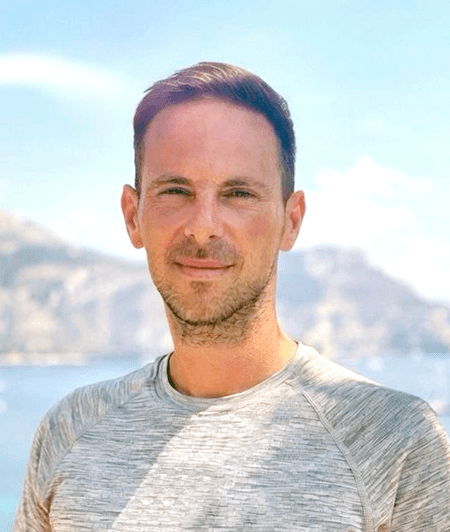 테슬라·엔비디아 출신 잇단 영입 현대차 등 기업들 외부 인재 수혈 바... - 뉴스 썸네일 이미지