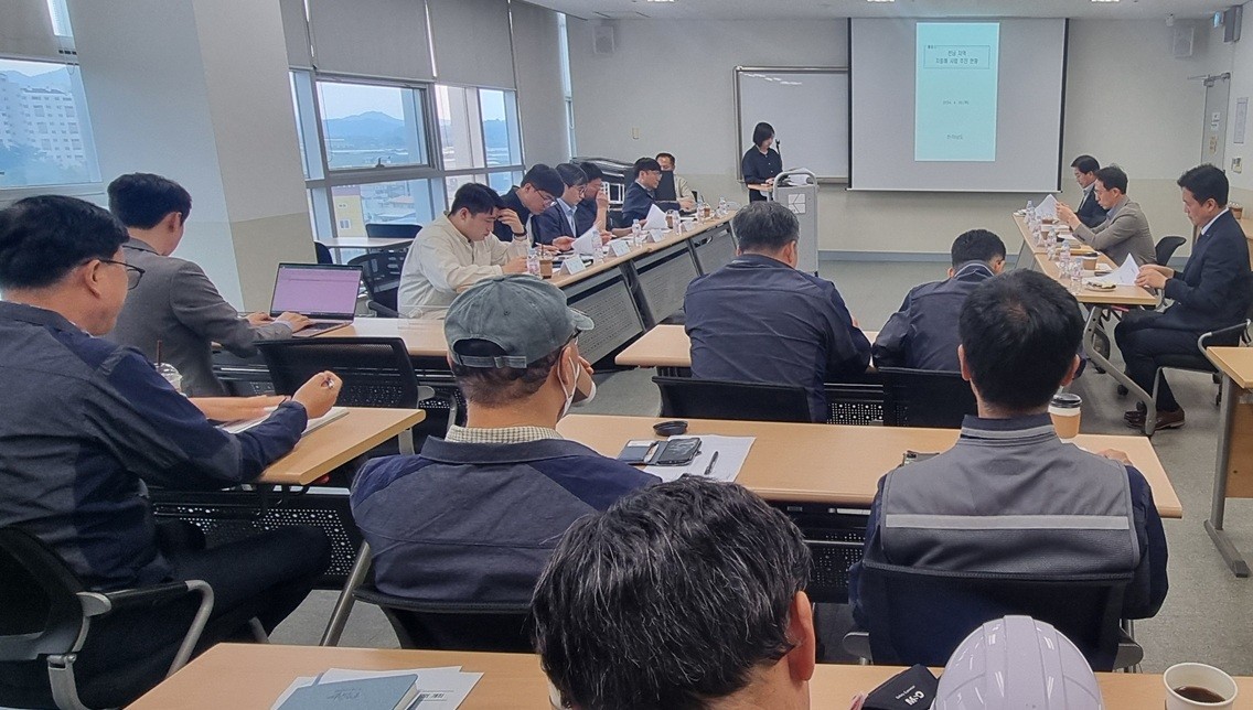 전남경총, '지중해 사업' 중간평가 개최...산재예방 실효성 점검 - 뉴스 썸네일 이미지