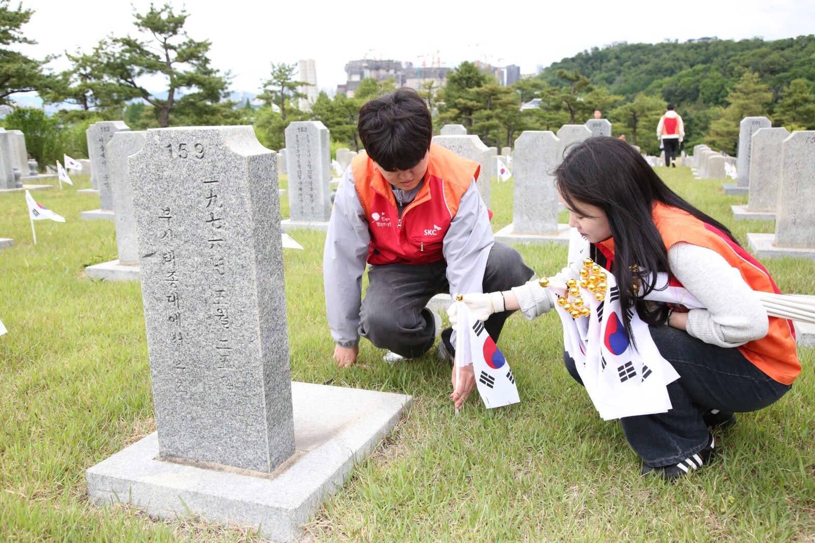 [비즈뉴스룸] 이노션 관악산 등서 '라면 국물 제로 캠페인'·SKC 현충원 ... - 뉴스 썸네일 이미지
